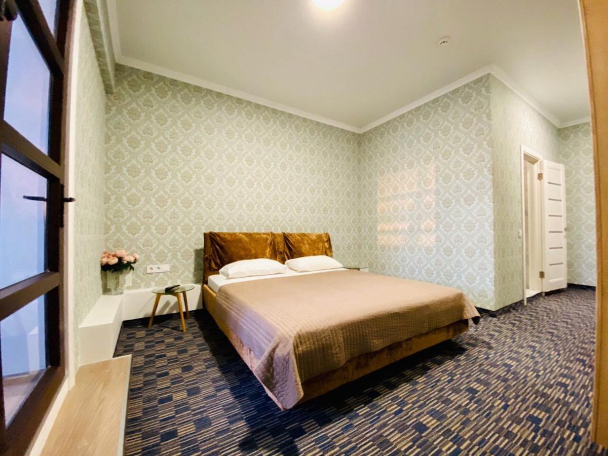 Arkpalmira Hotel Odesa Exterior photo